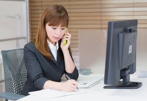 アナウンサーの話す速度から学ぶ営業術